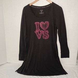 Victoria’s‎ Secret VS black nightgown sleeves